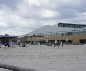 Springtraining, elke woensdag en eenmaal per maand in het weekend. In vakanties en weekends zijn er ook ponyproeven: www.sentowerpark.com/nl/events